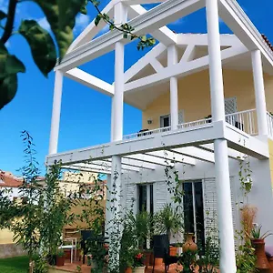 https://villa-8-islas.adeje-hotels.com